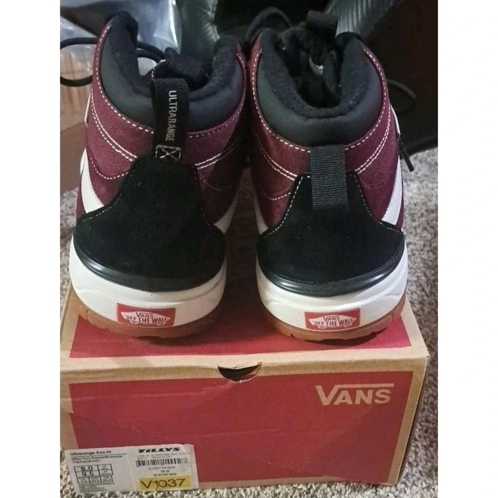 VANS UltraRange Exo Hi MTE, Mens Sz 8, Womens 9.5 Port Royale Maroon Black White